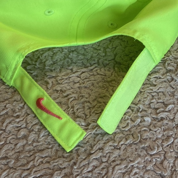 NKE Girls Ball-cap - size 4-6x - Picture 7 of 9